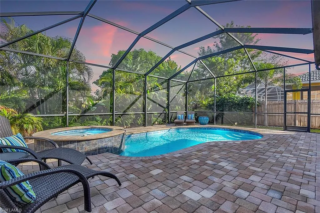 3 bed, 2.0 bath, 1745 sqft, $14,500 — Photo 2