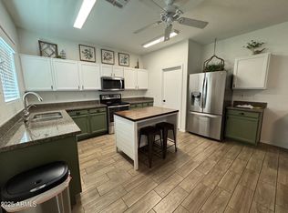 30394 N Appalachian Trl, San Tan Valley, AZ 85143