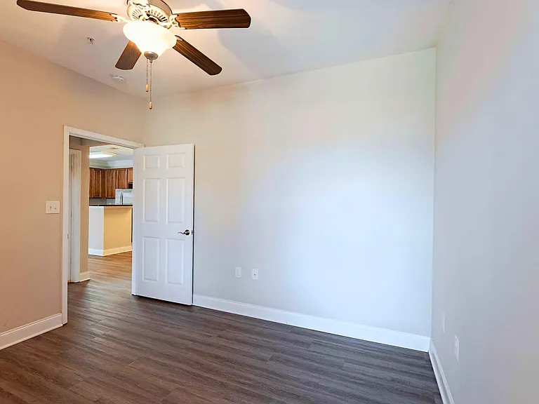 Alcove Garner — Photo 75