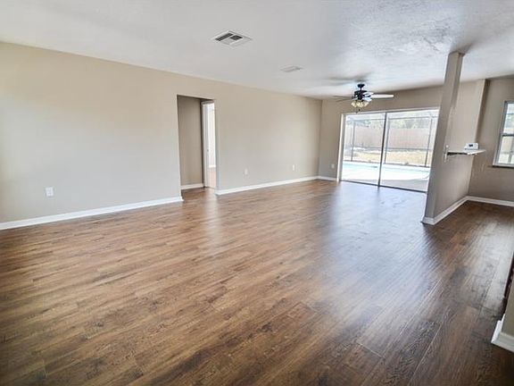 5th image of 2530 Blossom Lake Dr
