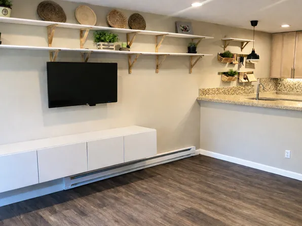 17431 Ambaum Blvd S Unit B2, Seattle, WA 98148