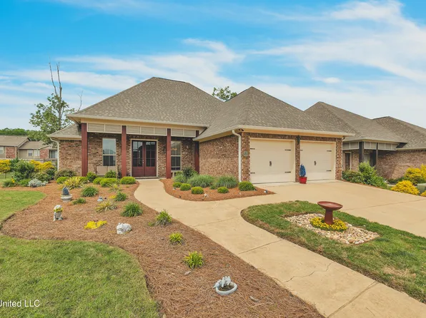 35 Enclave Cir, Ridgeland, MS 39157
