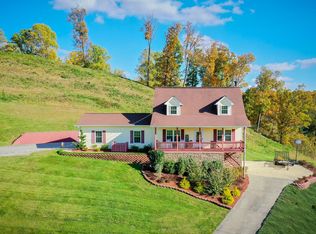 520 Possum Hollow Rd, Johnson City, TN 37615