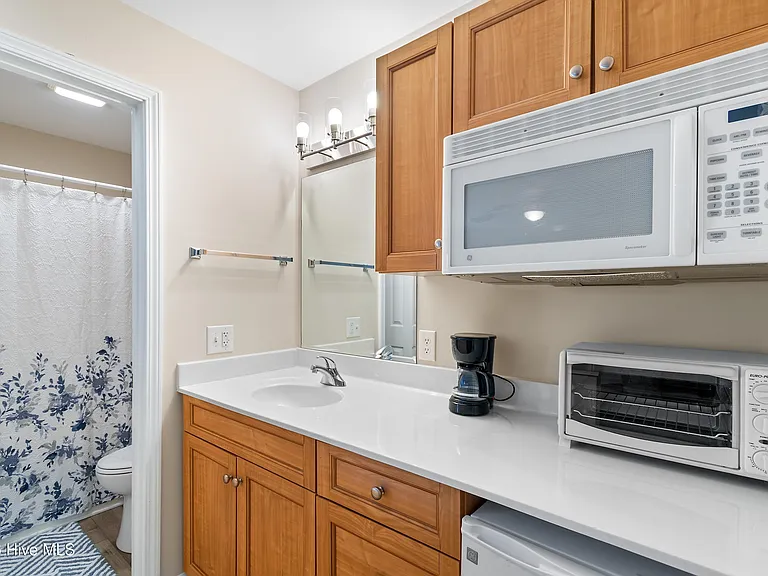3350 Club Villas Dr #2103 — Photo 8