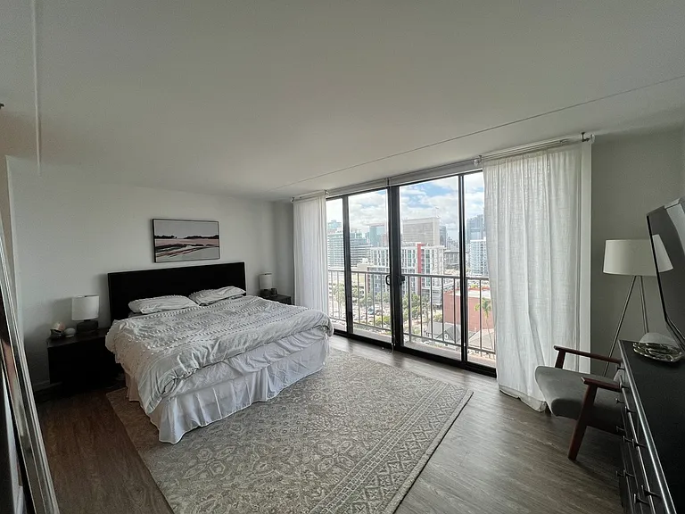 1514 7th Ave #803 — Photo 7