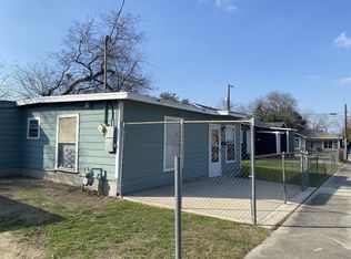 1548 Center St, San Antonio, TX 78202