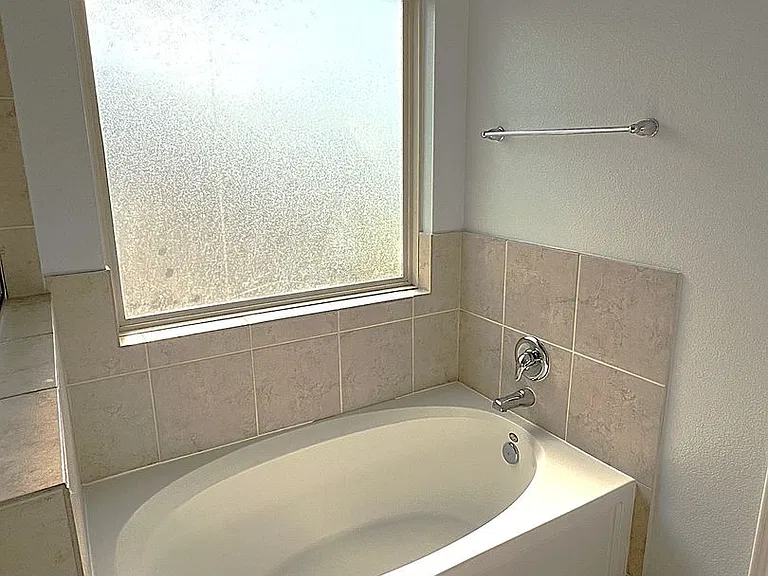 15631 Marble Bluff Ln — Photo 23