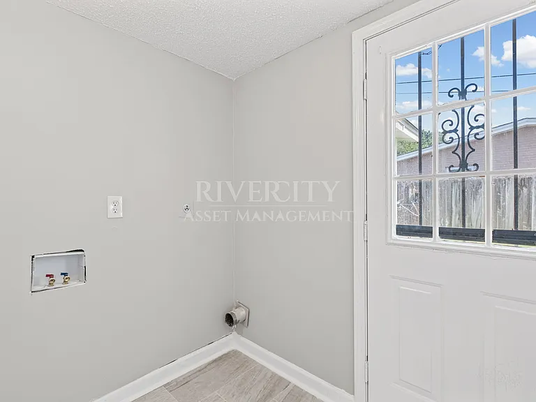 5040 Colewood Ave — Photo 13