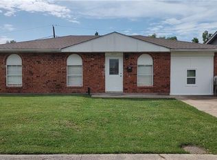 277 Capitol Dr, Westwego, LA 70094