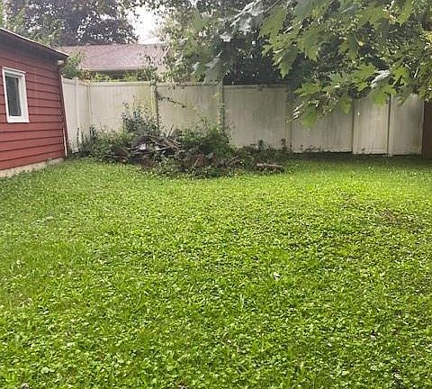 4th image of 3530 Ark Ave
