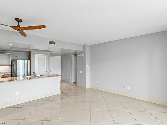 3rd image of 322 Karen Ave Unit 1104