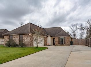 17429 Stonewood Dr, Prairieville, LA 70769