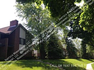 4330 N 94th St APT 205, Wauwatosa, WI 53222