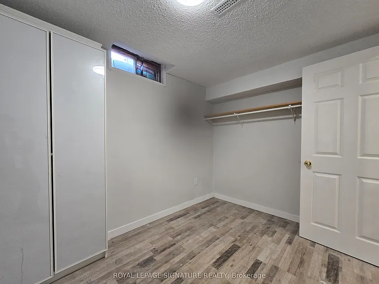 211 Glen Hill Dr #LOWER — Photo 12