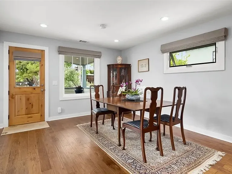 1526 Garden St — Photo 24