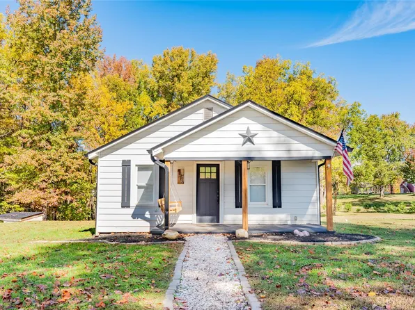 4586 Burkemont Rd, Morganton, NC 28655