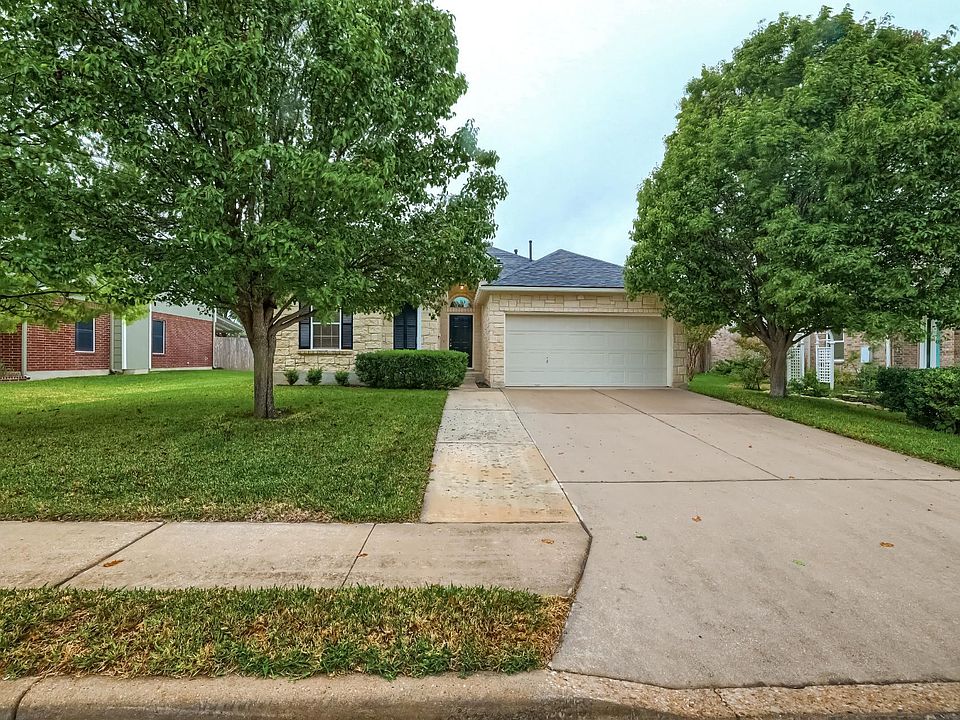 1st image of 805 Camino Real Dr