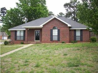 301 Ellen Ct, Prattville, AL 36067
