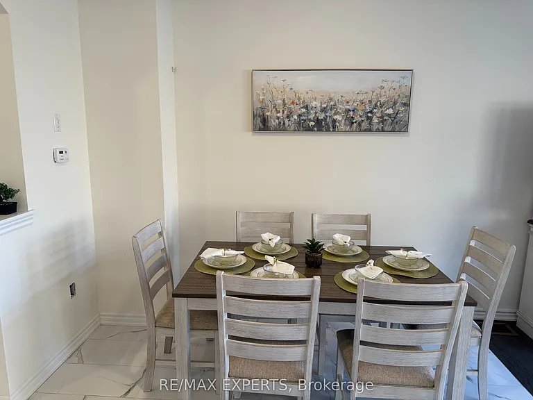 2229 Grainger Loop — Photo 12