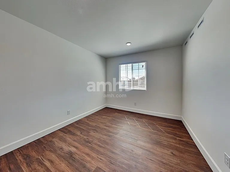 2726 Fierce Star Ave — Photo 13