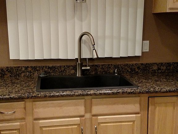 PENDENT LGT/DEEP BLACK SINK