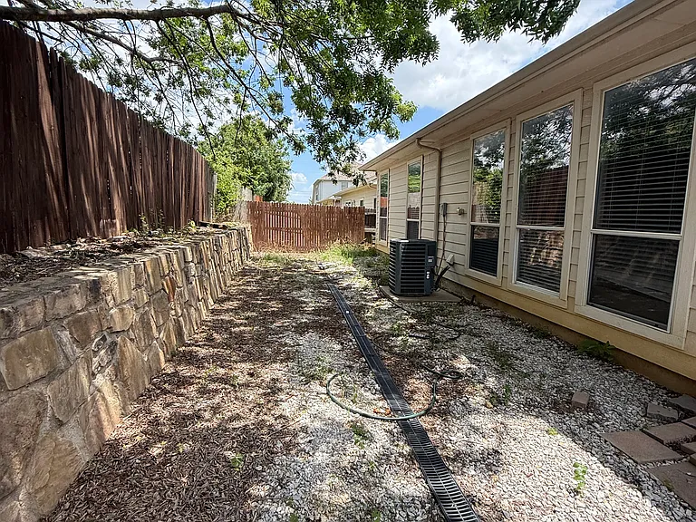 1152 Sunderland Ln — Photo 19