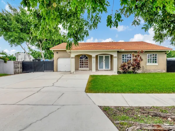 21937 SW 129th Avenue, Miami, FL 33170