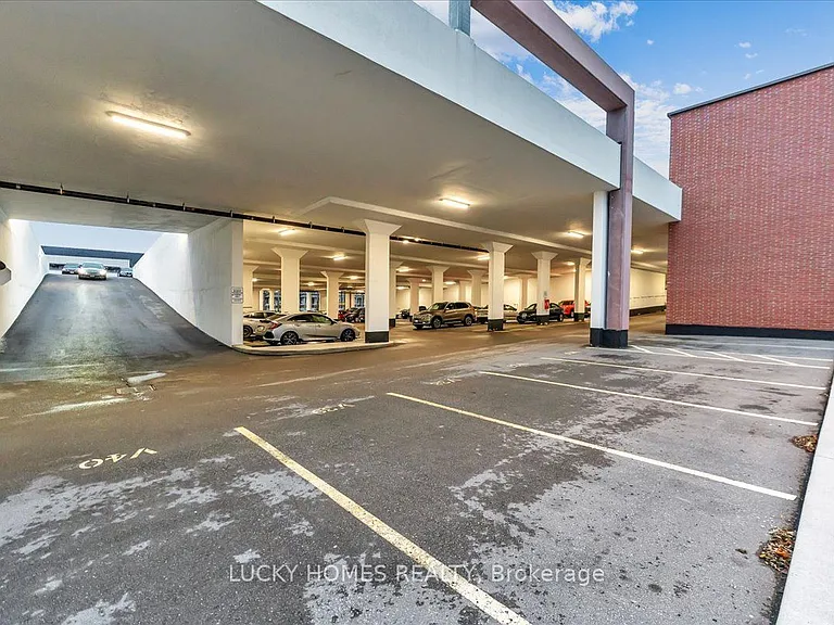 2550 Simcoe St N #317 — Photo 8