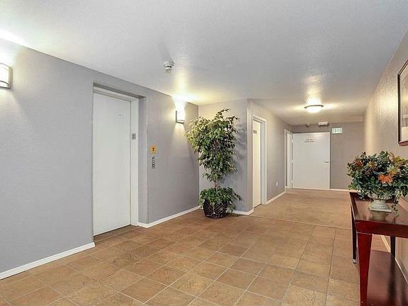 5th image of 15433 Country Club Dr Unit G206
