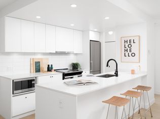 3427 Commercial St #303, Vancouver, BC V5N4E8