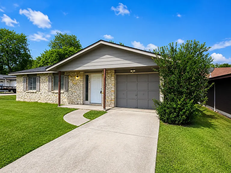 4306 Limpio St — Photo 3