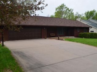 475 Flora St S, Prescott, WI 54021