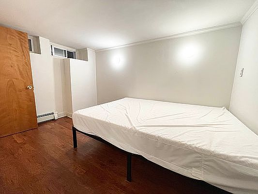 4th image of 25-21 47th St #1B