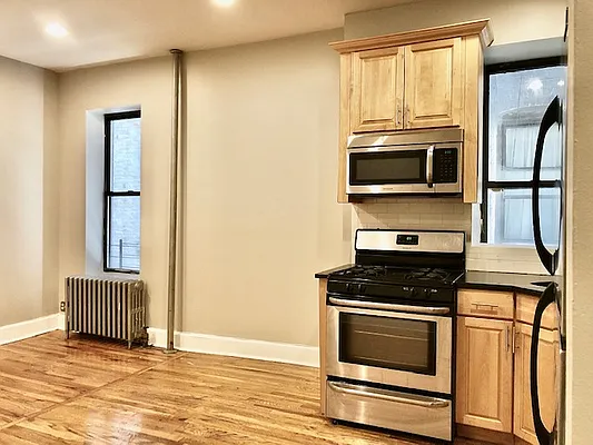 Rented by Matthew Gros-Werter, LREB  | media 28