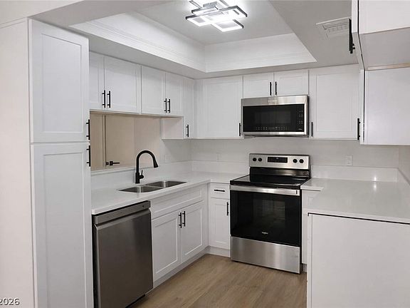 4th image of 4041 Nook Way APT B