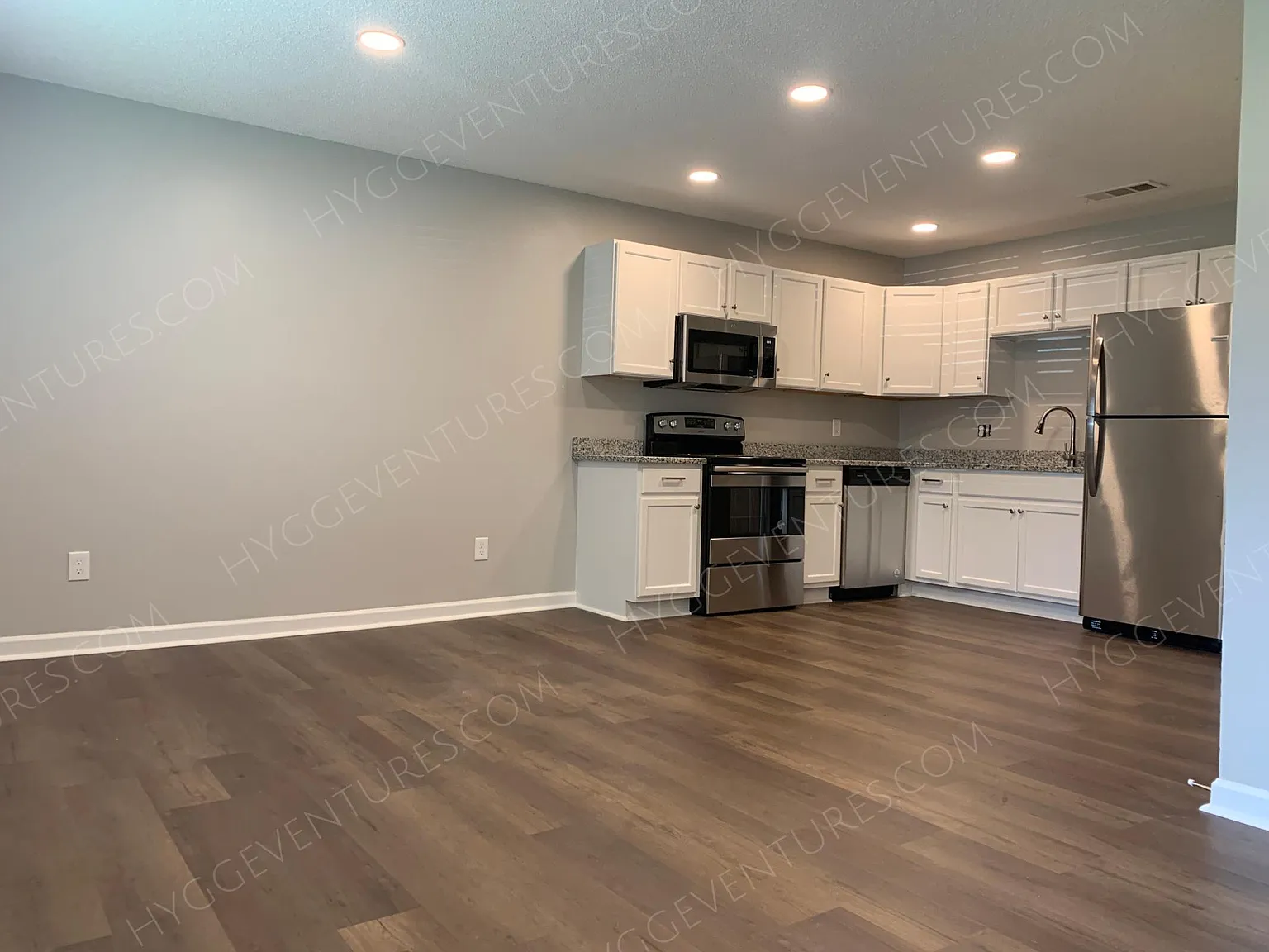 123 Evergreen Trl #B photo 1
