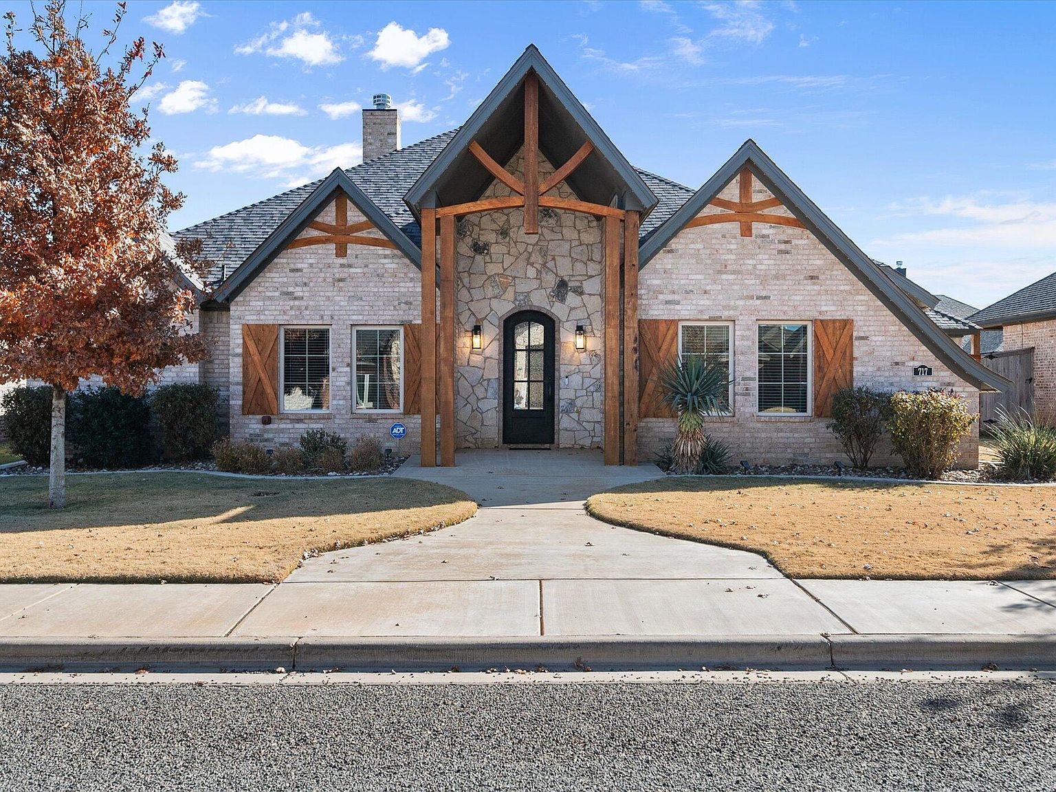717 N 7th St, Wolfforth, TX 79382 | MLS #202564274 | Zillow