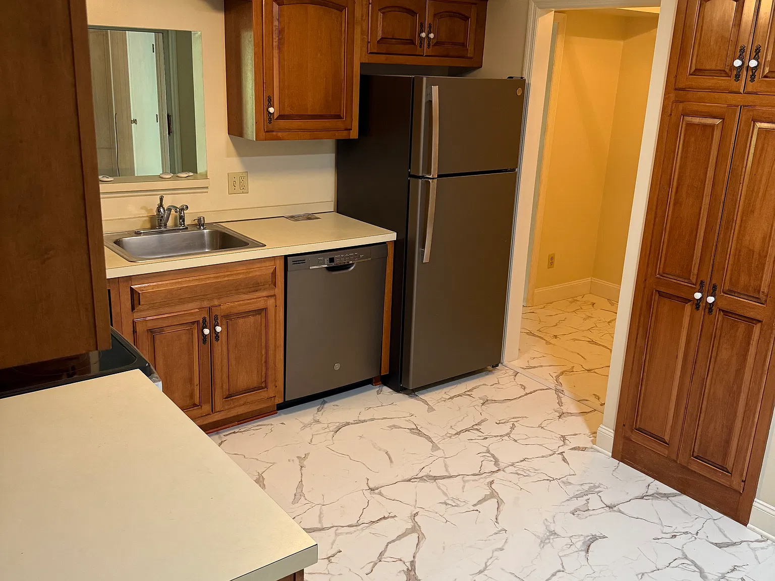 2 bed, 1.5 bath, 1188 sqft, $1,600 — Photo 1