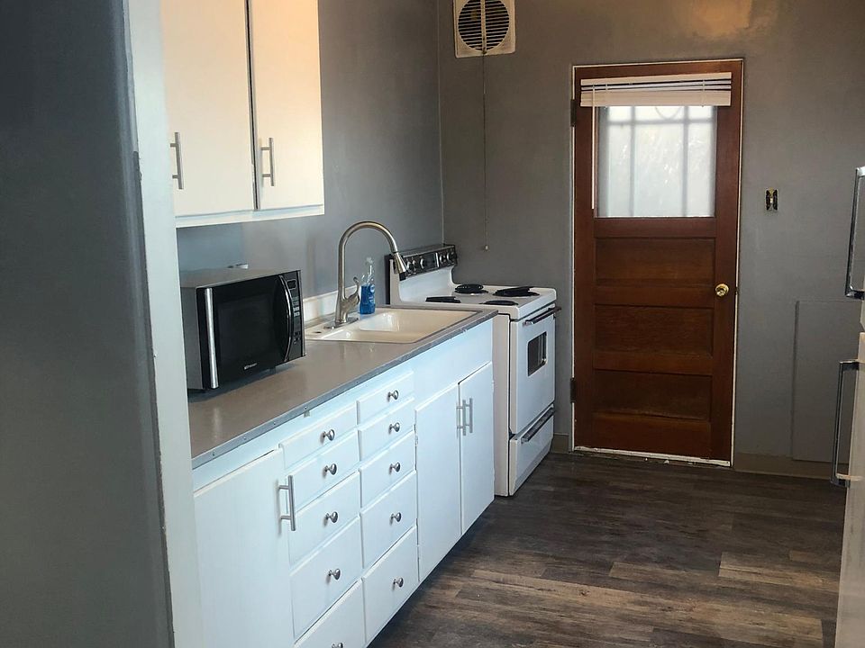 509 S Virginia St Apartments Conrad, MT Zillow