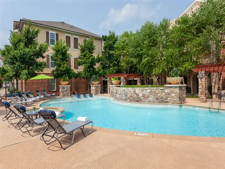 Cantare at Indian Lake Village — Photo 11