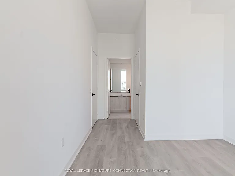 1185 Dupont St #908 — Photo 17