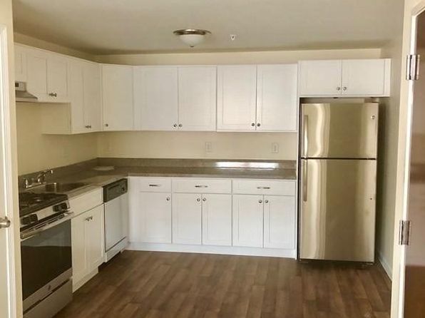 361 Hildreth St APT 24