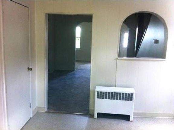  Kitchen to Dining Room