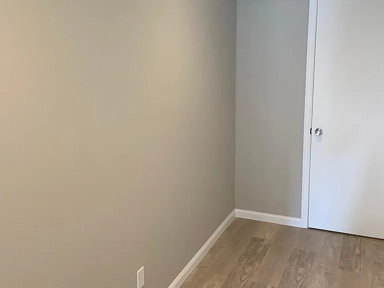 Entrance to Walk In closet / Laundry and Separate Office