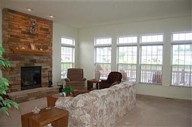 4th image of 150 Hidden Lake Ln