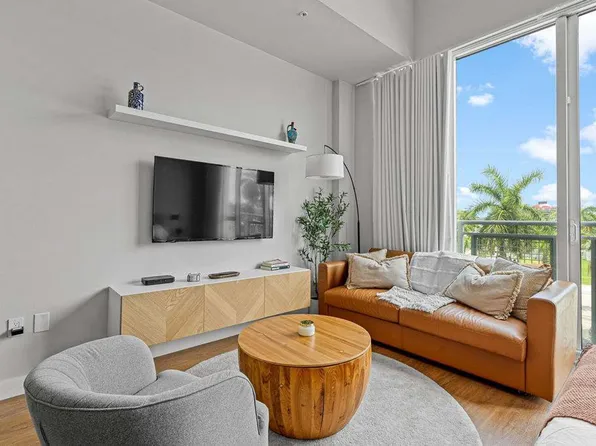 (undisclosed Address), Miami, FL 33132