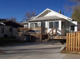 518 13th St, Rawlins, WY 82301