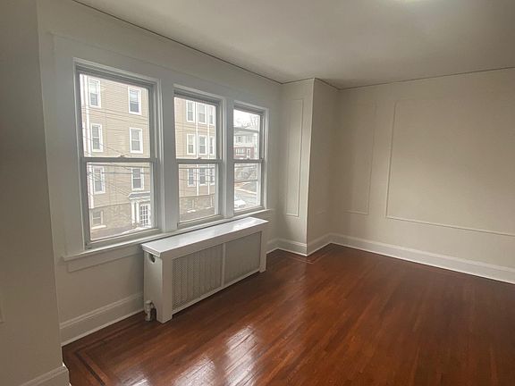 5th image of 52 Alder St APT 2
