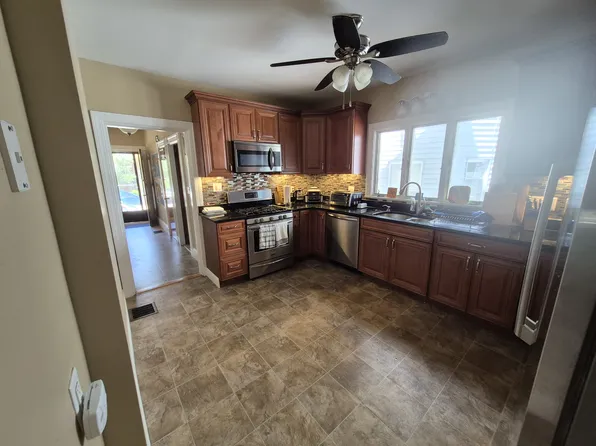 16 Sumner Ave, Medford, MA 02155