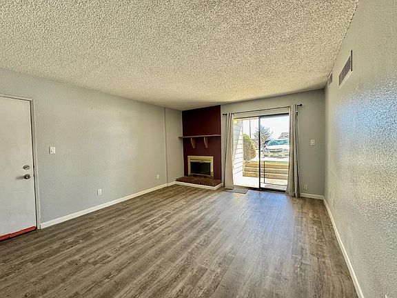 579 Wright St APT 101, Lakewood, CO 80228 | Zillow